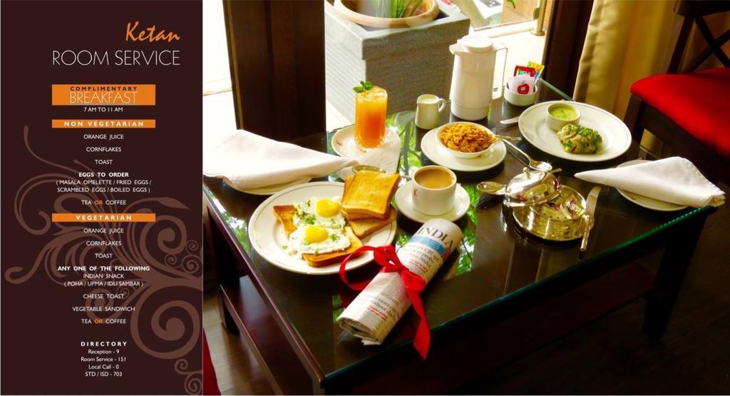 Hotel Ketan Пуна Экстерьер фото